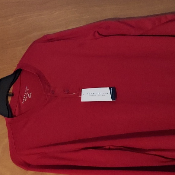 Perry Ellis Portfolio Men's Solid Henley Sleep Shirt - Dark Red - Picture 2 of 4